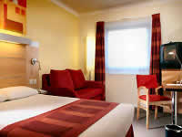 Fil Franck Tours - Hotels in London - Hotel Express By Holiday Inn London Park Royal